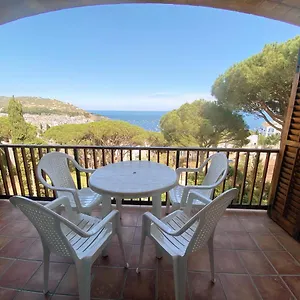 https://apartamento-con-espectaculares-vistas-al-mediterraneo.topcostabravahotels.com